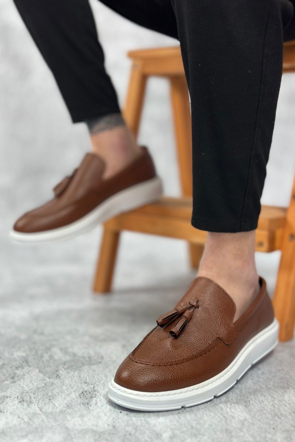 BA0005 Bağcıksız Yüksek Taban Klasik Püsküllü Taba Cilt Corcik Erkek Ayakkabı BA0005 Bağcıksız Yüksek Taban Klasik Püsküllü Taba Cilt Corcik Erkek Ayakkabı