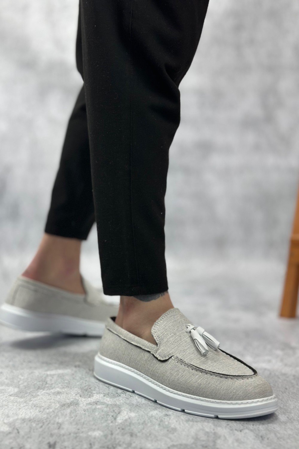 BA0005 Bağcıksız Yüksek Taban Klasik Yeni Keten Gri Püsküllü Erkek Ayakkabı BA0005 Bağcıksız Yüksek Taban Klasik Yeni Keten Gri Püsküllü Erkek Ayakkabı