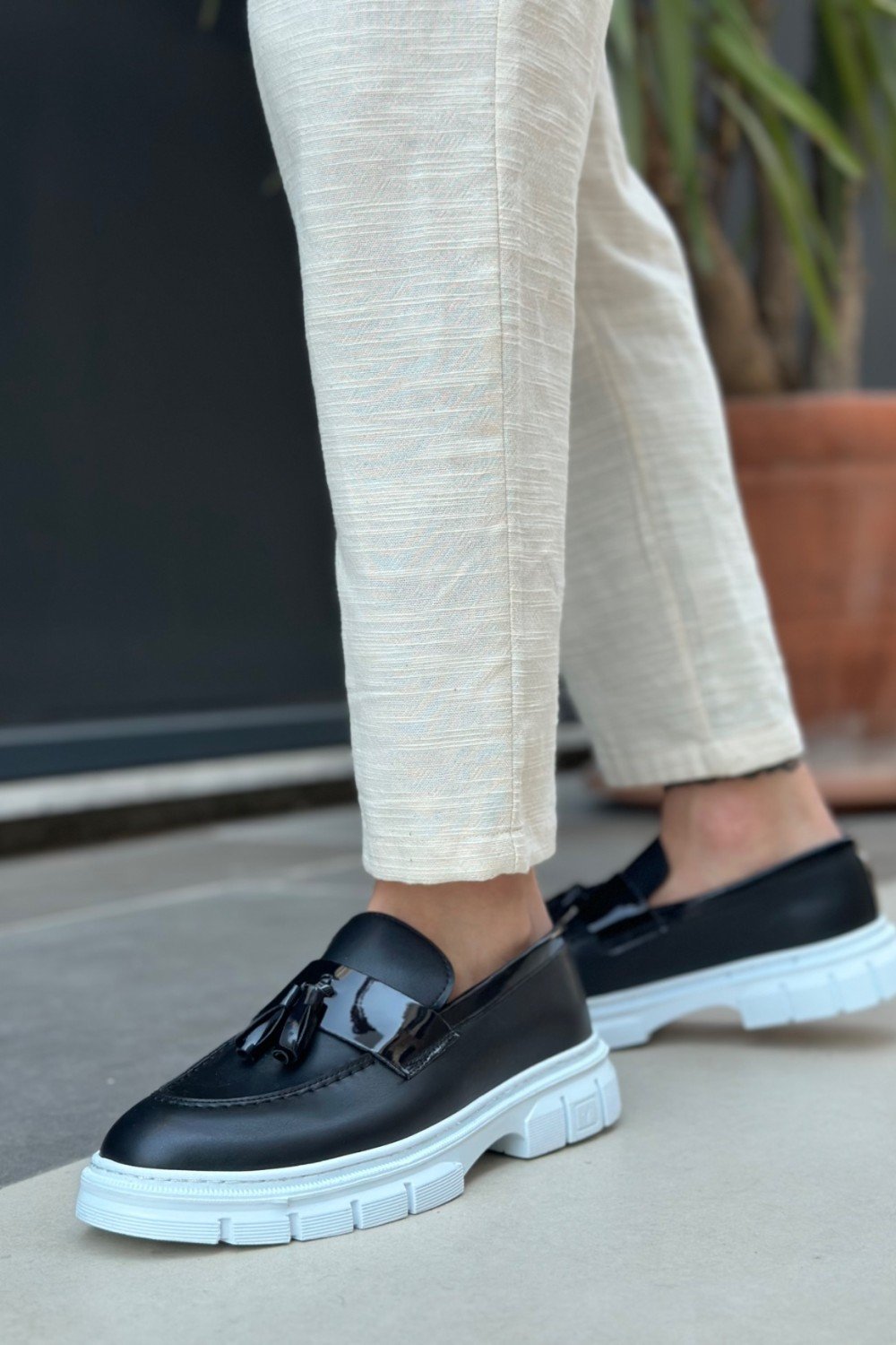 BA0240 Yüksek Taban Klasik Parlak Püsküllü Siyah Erkek Ayakkabı BA0240 Yüksek Taban Klasik Parlak Püsküllü Siyah Erkek Ayakkabı