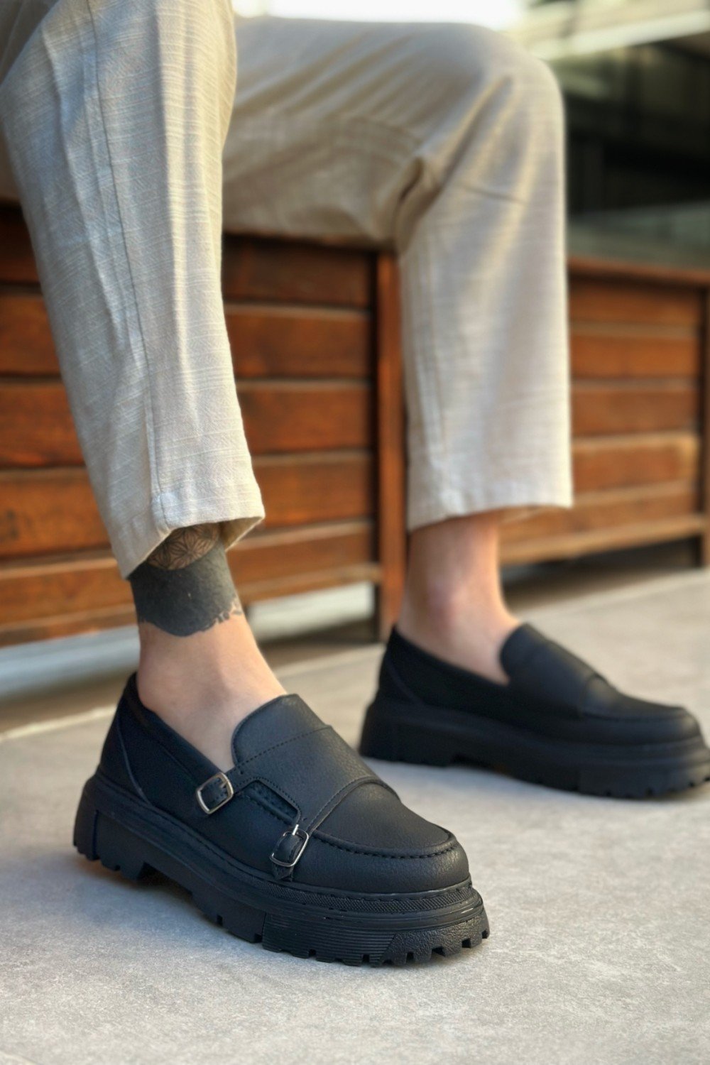 BA0242 Tokalı Klasik Yüksek Siyah Taban Erkek Ayakkabı BA0242 Tokalı Klasik Yüksek Siyah Taban Erkek Ayakkabı