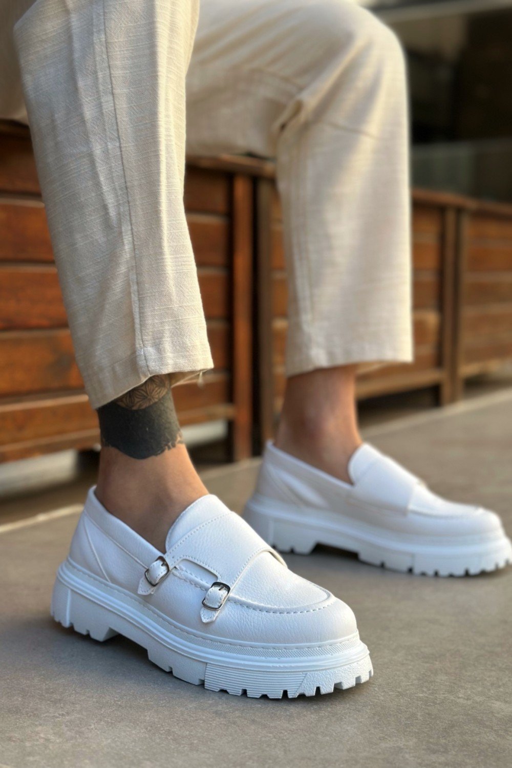 BA0242 Tokalı Klasik Yüksek Taban Beyaz Erkek Ayakkabı BA0242 Tokalı Klasik Yüksek Taban Beyaz Erkek Ayakkabı