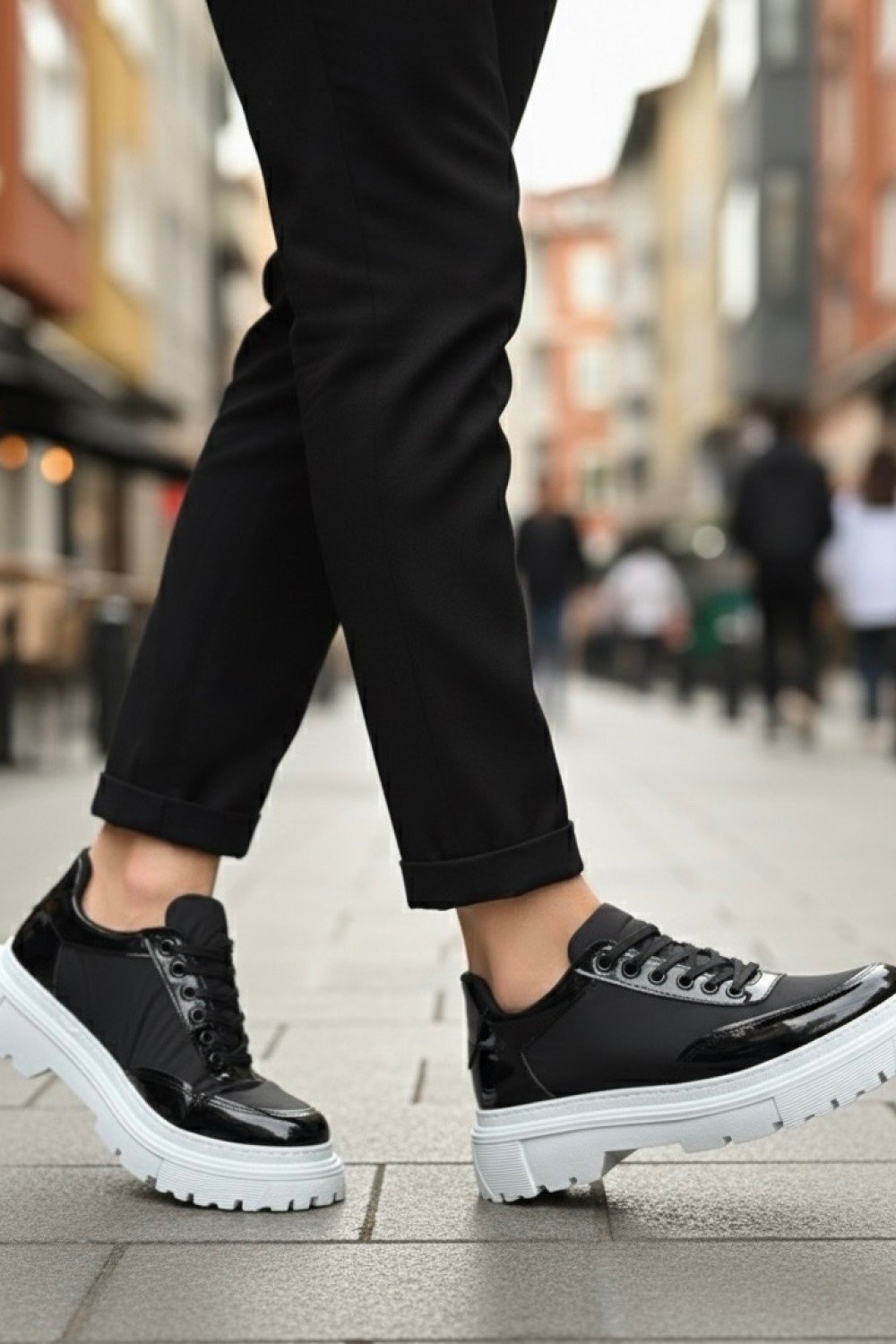 BA0243 Bağcıklı Rugan Paraşüt Detaylı Yüksek Taban Siyah Erkek Ayakkabı BA0243 Bağcıklı Rugan Paraşüt Detaylı Yüksek Taban Siyah Erkek Ayakkabı