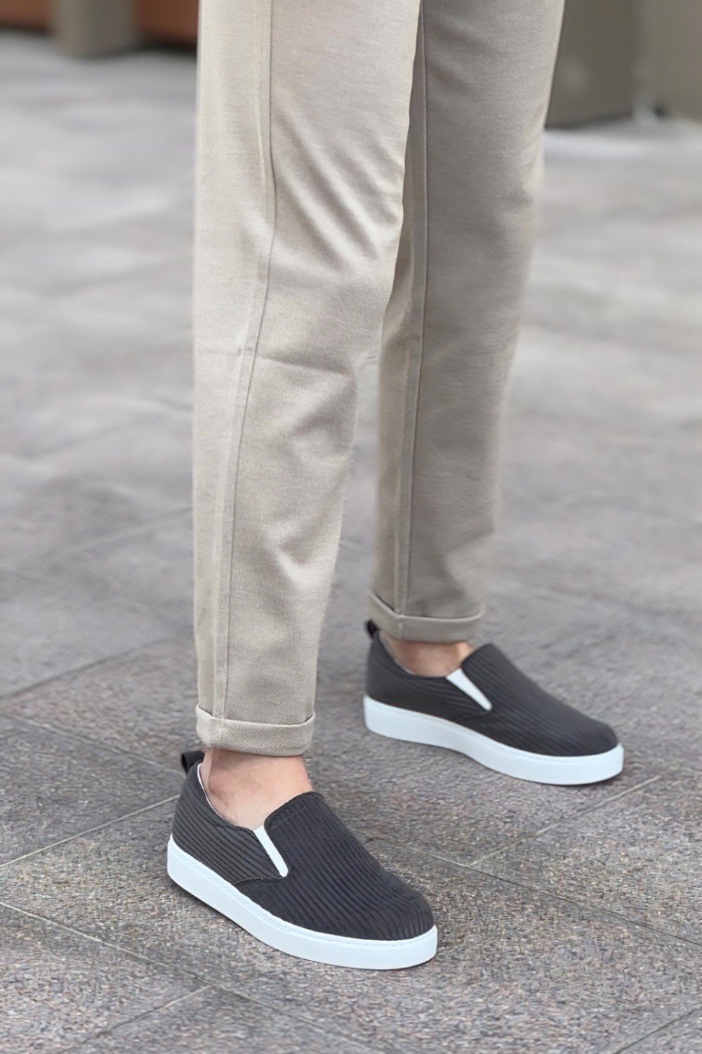 BA0339 Bağcıksız Kadife Gri Beyaz Taban Günlük Erkek Ayakkabı