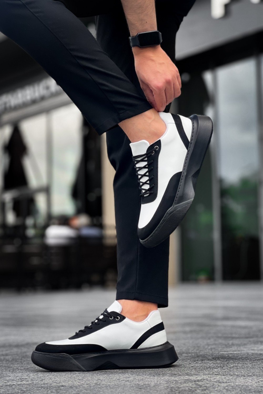 BA0354 Günlük Bağcıklı Erkek Beyaz Parçalı Siyah Yüksek Taban Spor Ayakkabı BA0354 Günlük Bağcıklı Erkek Beyaz Parçalı Siyah Yüksek Taban Spor Ayakkabı