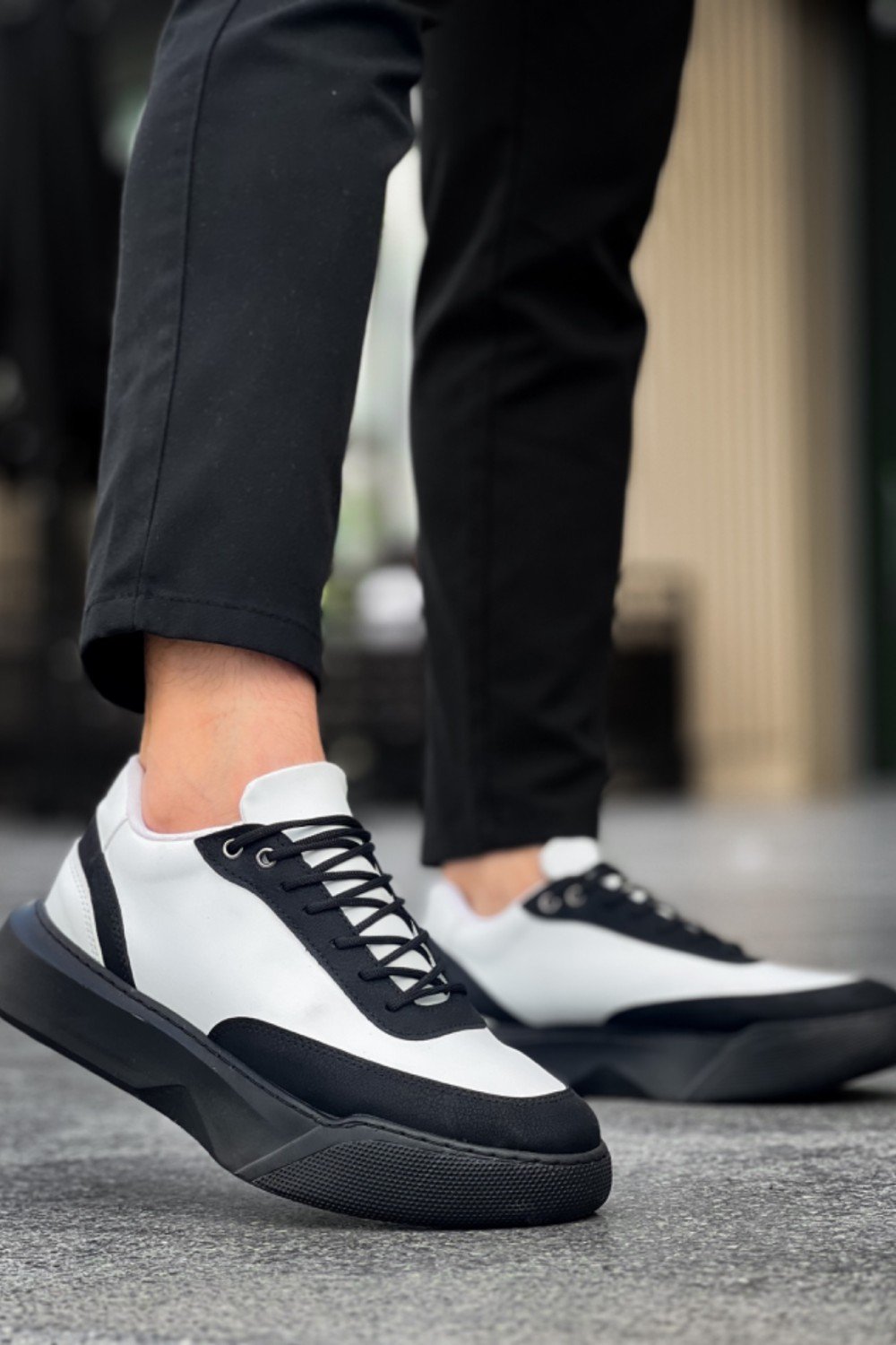 BA0354 Günlük Bağcıklı Erkek Beyaz Parçalı Siyah Yüksek Taban Spor Ayakkabı BA0354 Günlük Bağcıklı Erkek Beyaz Parçalı Siyah Yüksek Taban Spor Ayakkabı