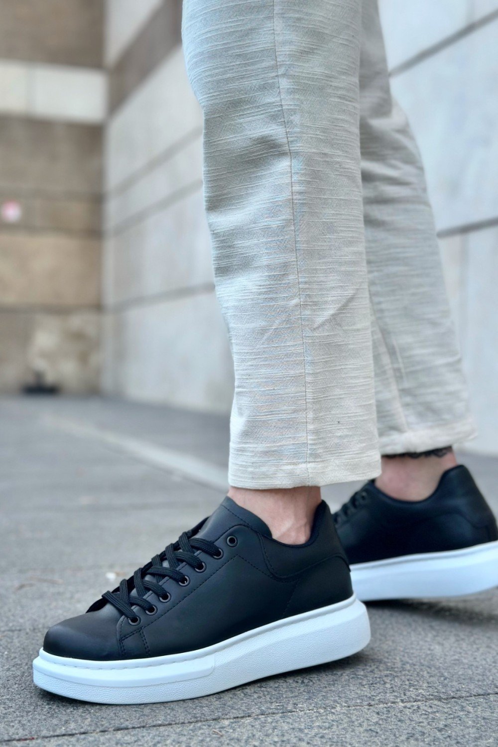 BA0547 BOA Kalın Yüksek Taban Siyah Beyaz Bağcıklı Spor Erkek Ayakkabı