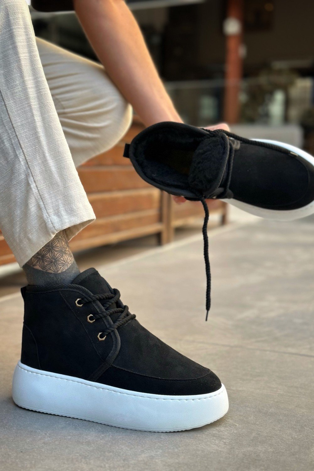 BA0550 İçi Kürklü Bağcıklı Siyah Erkek Tarz Spor Bot