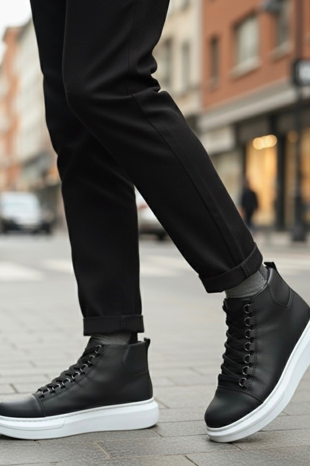 BA0713 Bağcıklı Yüksek Siyah Beyaz Taban Erkek Tarz Spor Bot BA0713 Bağcıklı Yüksek Siyah Beyaz Taban Erkek Tarz Spor Bot