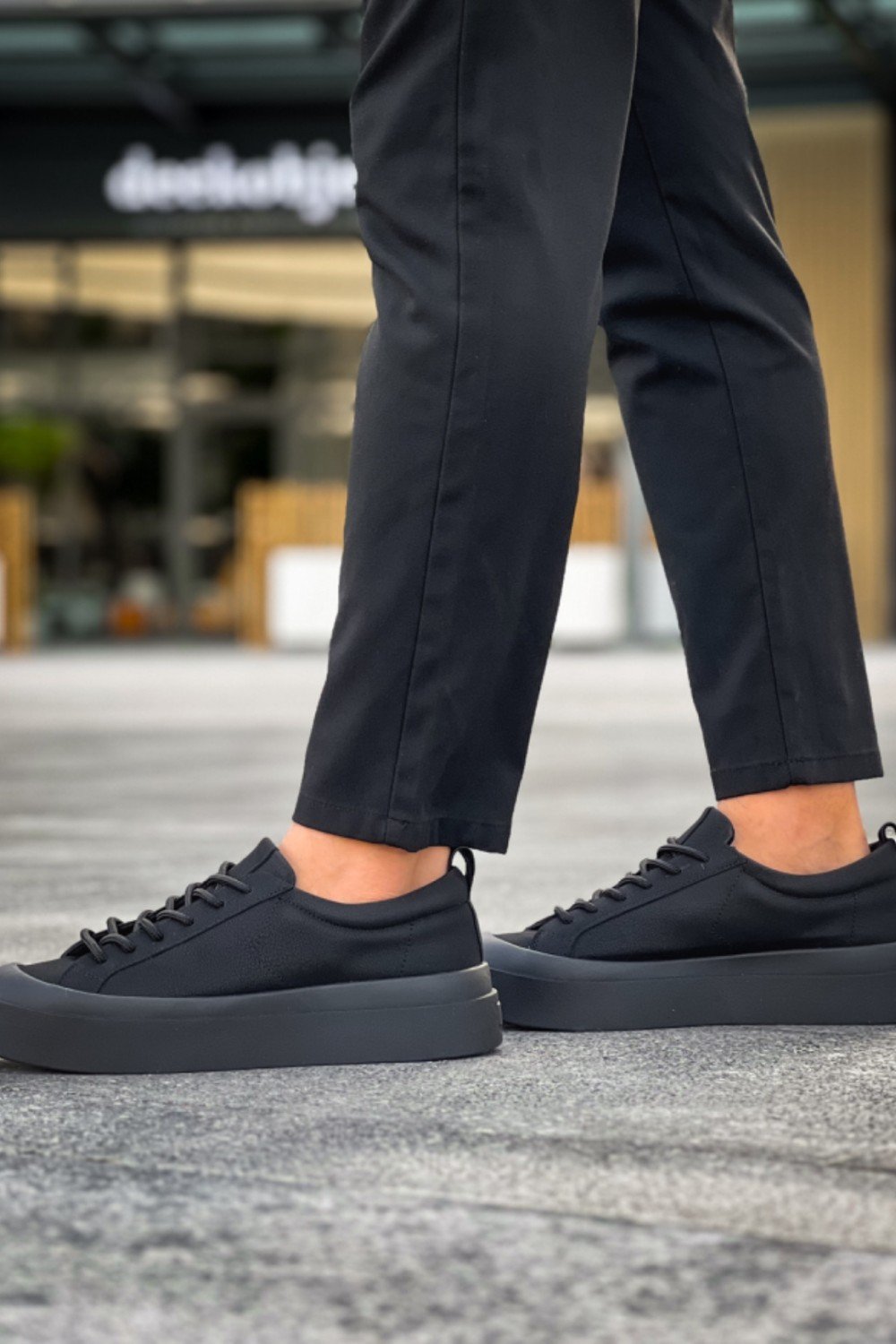 BA500 BOA Özel Termo Taban Siyah Renk Casual Erkek Ayakkabı BA500 BOA Özel Termo Taban Siyah Renk Casual Erkek Ayakkabı