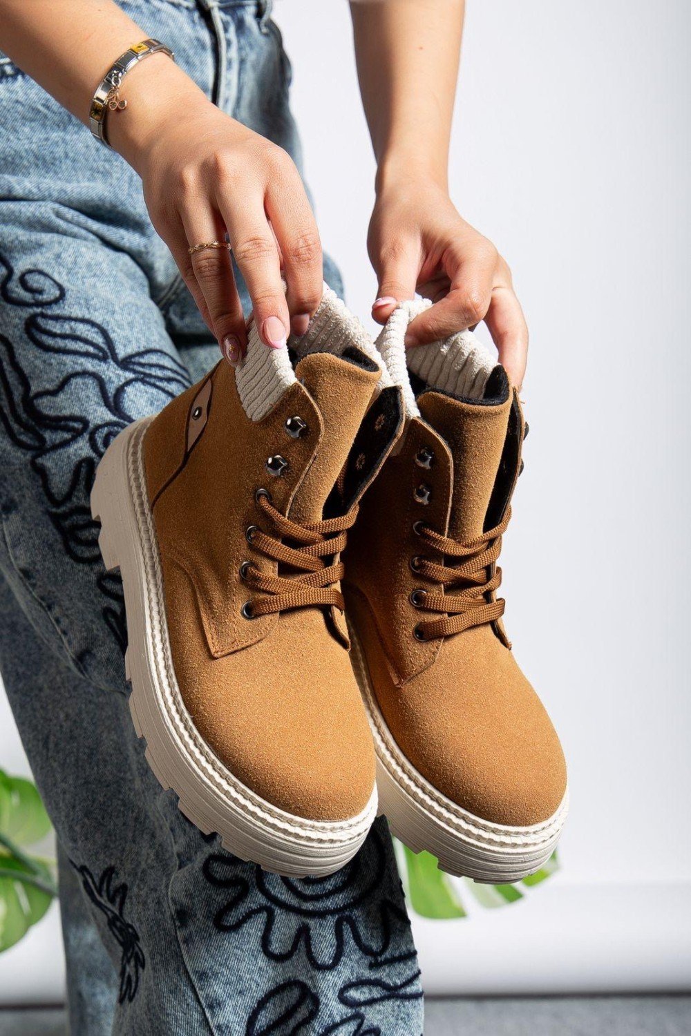 Camel Süet Bağcıklı Yüksek Taban Kadın Bot Camel Süet Bağcıklı Yüksek Taban Kadın Bot