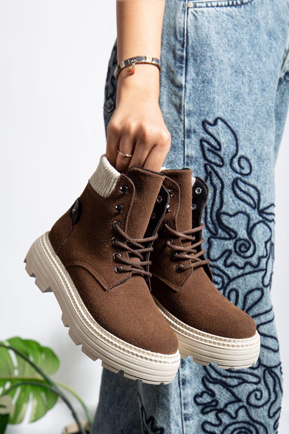 Kahve Süet Bağcıklı Yüksek Taban Kadın Bot