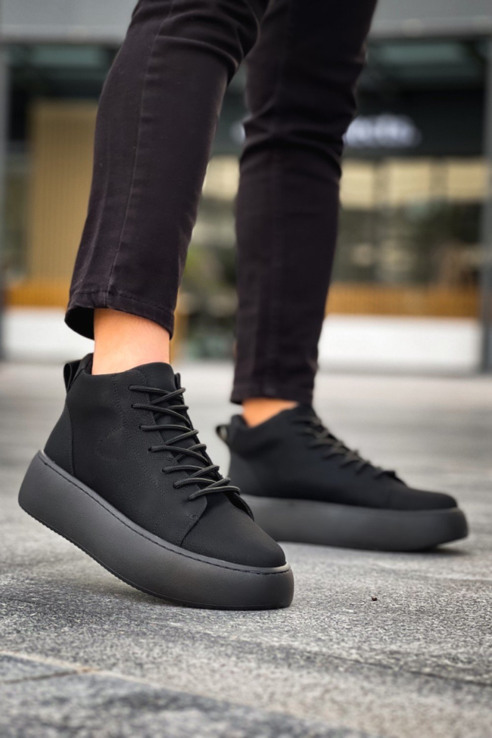 LE10 Bağcıklı Erkek Yüksek Siyah Taban Siyah Spor Bot LE10 Bağcıklı Erkek Yüksek Siyah Taban Siyah Spor Bot