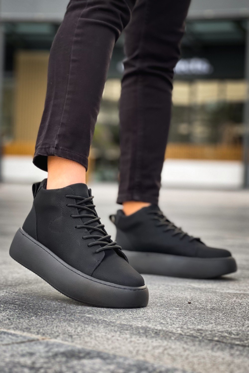 LE10 Bağcıklı Erkek Yüksek Siyah Taban Siyah Spor Bot LE10 Bağcıklı Erkek Yüksek Siyah Taban Siyah Spor Bot