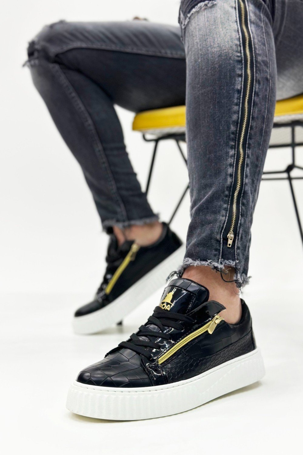 SNR-308 BOA Kalın Yüksek Taban Çift Fermuarlı Siyah Beyaz Erkek Ayakkabı SNR-308 BOA Kalın Yüksek Taban Çift Fermuarlı Siyah Beyaz Erkek Ayakkabı