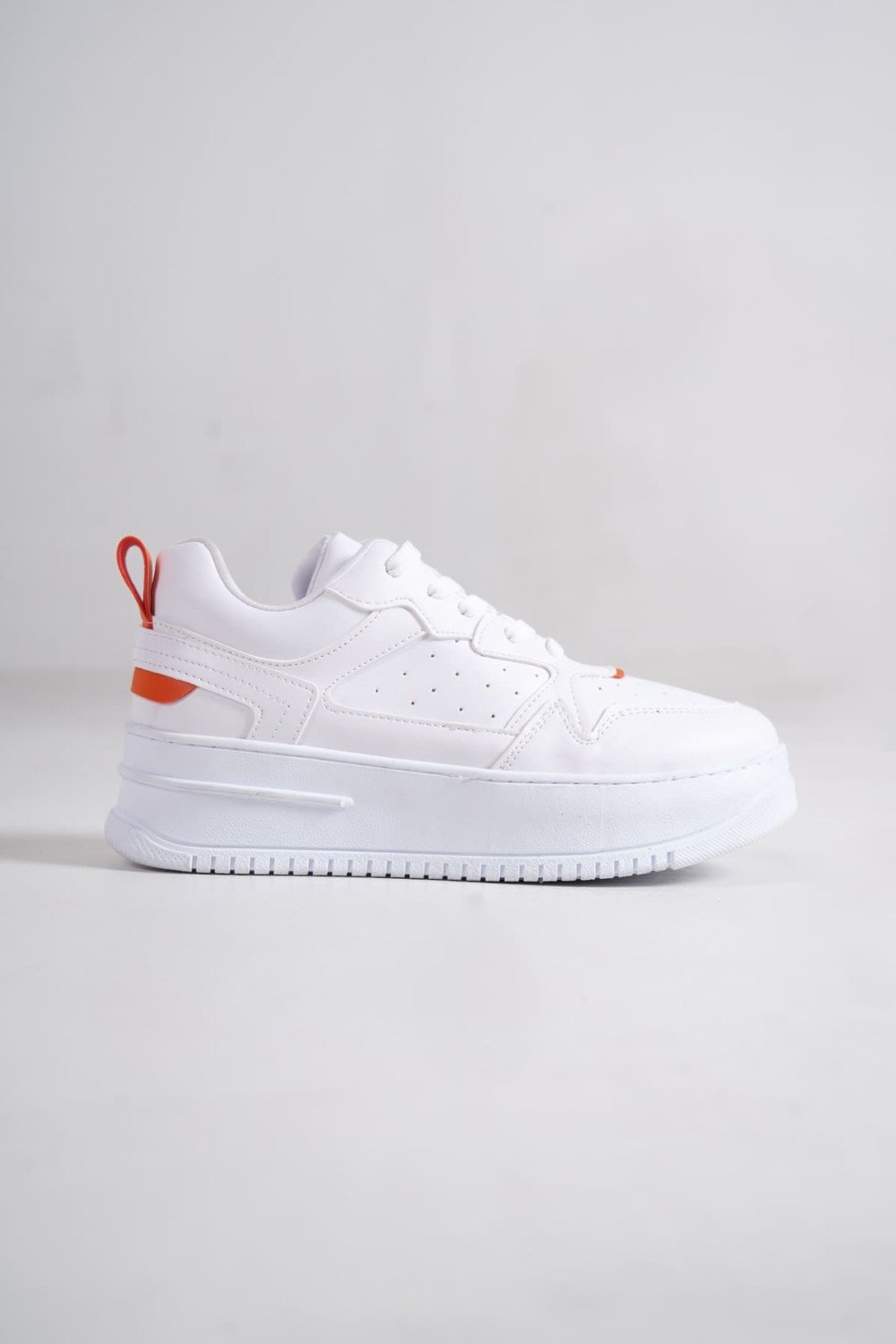 ALESSI Bağcıklı Ortopedik Taban Kadın Sneaker Spor Ayakkabı CBT - Beyaz/Turuncu ALESSI Bağcıklı Ortopedik Taban Kadın Sneaker Spor Ayakkabı CBT - Beyaz/Turuncu