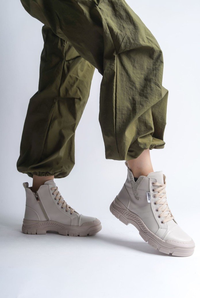 AMBER Bağcıklı Fermuarlı Ortopedik Taban Kadın Bot  CKT - Krem