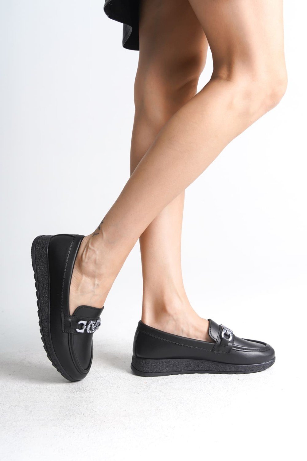 ANNA Ortopedik Rahat Taban Toka Detaylı Klasik Kadın Babet Anne Ayakkabısı CST - Siyah ANNA Ortopedik Rahat Taban Toka Detaylı Klasik Kadın Babet Anne Ayakkabısı CST - Siyah