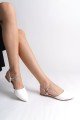 ARIANA Lastikli Ortopedik Rahat Taban Bilekten Taş Detaylı Kadın Babet Ayakkabı  CKT - Beyaz