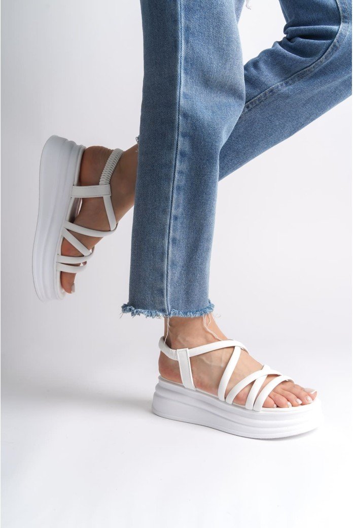BELLA Lastikli Şerit Detaylı Ortopedik Taban Kadın Sandalet CBT - Beyaz