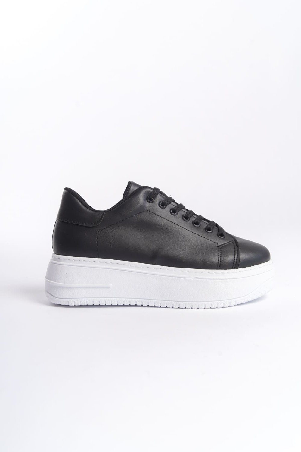 BIANA Bağcıklı Ortopedik Taban Kadın Sneaker Spor Ayakkabı CBT - Siyah BIANA Bağcıklı Ortopedik Taban Kadın Sneaker Spor Ayakkabı CBT - Siyah