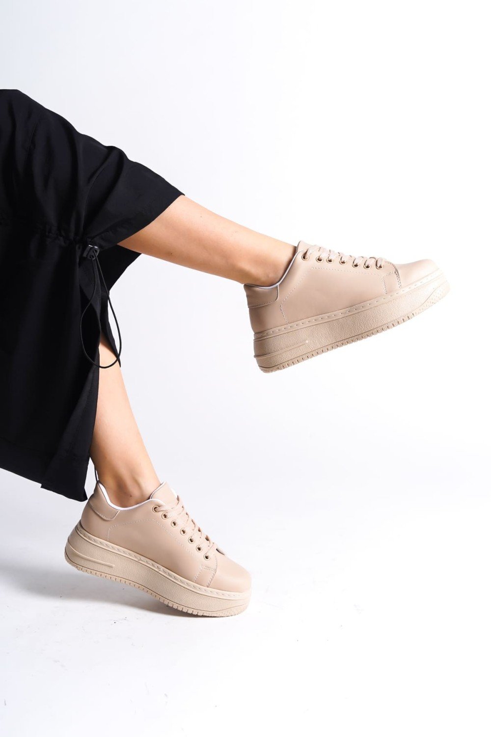 BIANA Bağcıklı Ortopedik Taban Kadın Sneaker Spor Ayakkabı CTT - Ten BIANA Bağcıklı Ortopedik Taban Kadın Sneaker Spor Ayakkabı CTT - Ten