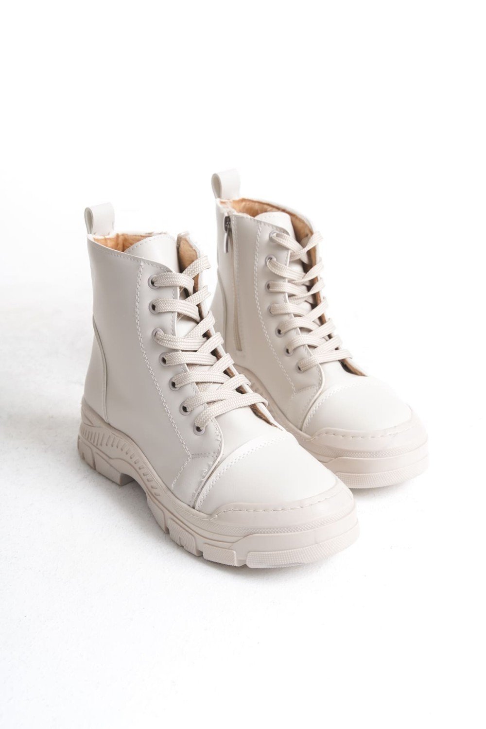 BLOOM Bağcıklı Fermuarlı Ortopedik Taban Kadın Bot CKT - Krem BLOOM Bağcıklı Fermuarlı Ortopedik Taban Kadın Bot CKT - Krem