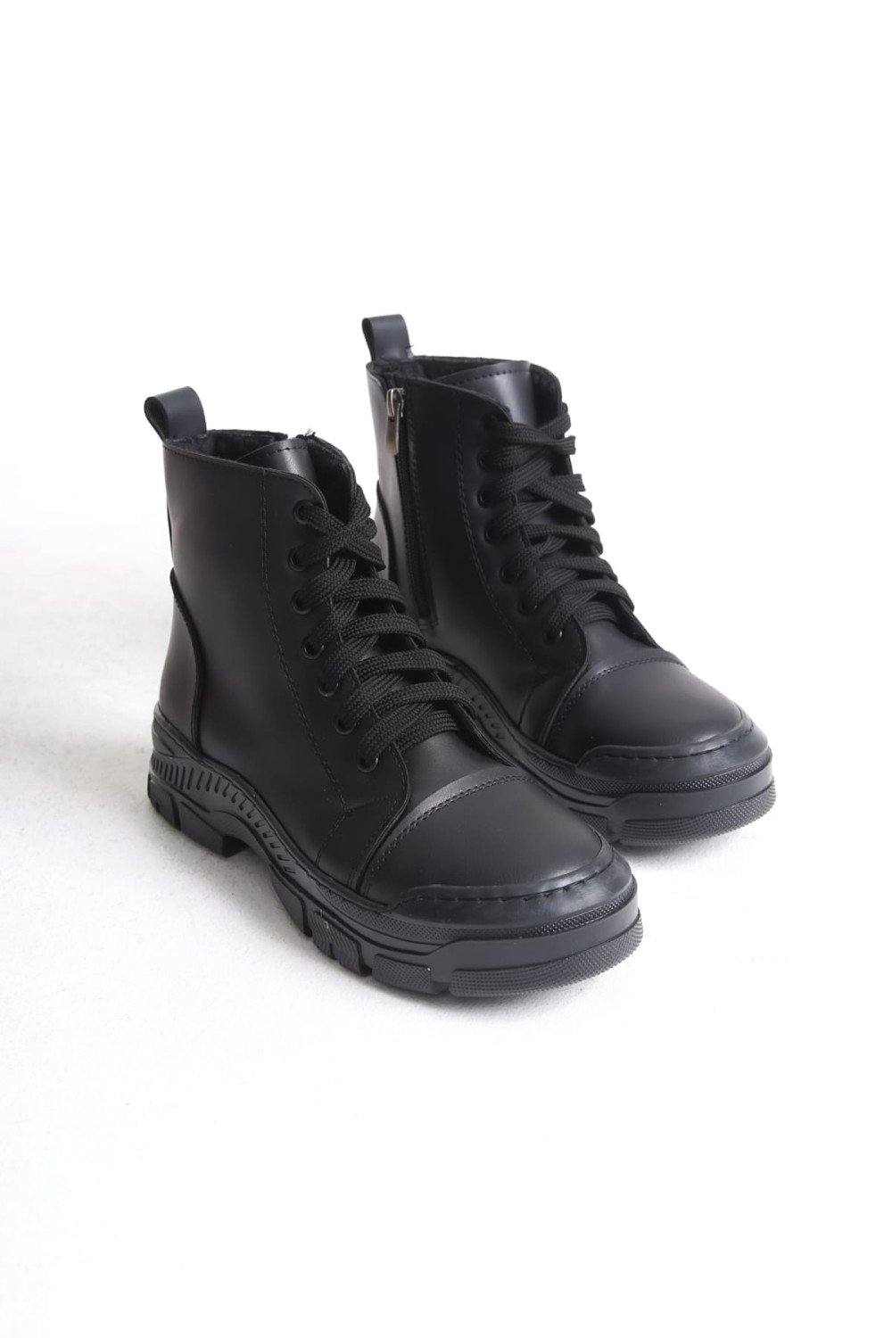 BLOOM Bağcıklı Fermuarlı Ortopedik Taban Kadın Bot CST - Siyah BLOOM Bağcıklı Fermuarlı Ortopedik Taban Kadın Bot CST - Siyah