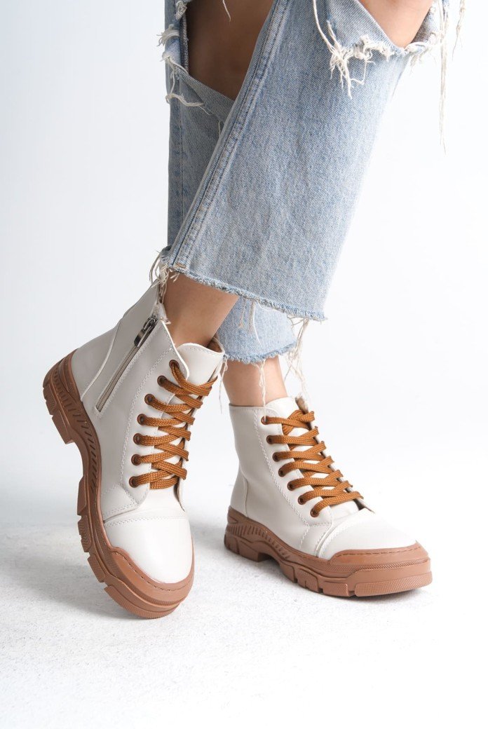 BLOOM Bağcıklı Fermuarlı Ortopedik Taban Kadın Bot  CTT - Krem