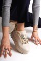 BRIANNA Bağcıklı Ortopedik Taban Renkli Taş Dekorlu Kadın Sneaker Spor Ayakkabı CKT - Krem/Altın BRIANNA Bağcıklı Ortopedik Taban Renkli Taş Dekorlu Kadın Sneaker Spor Ayakkabı CKT - Krem/Altın