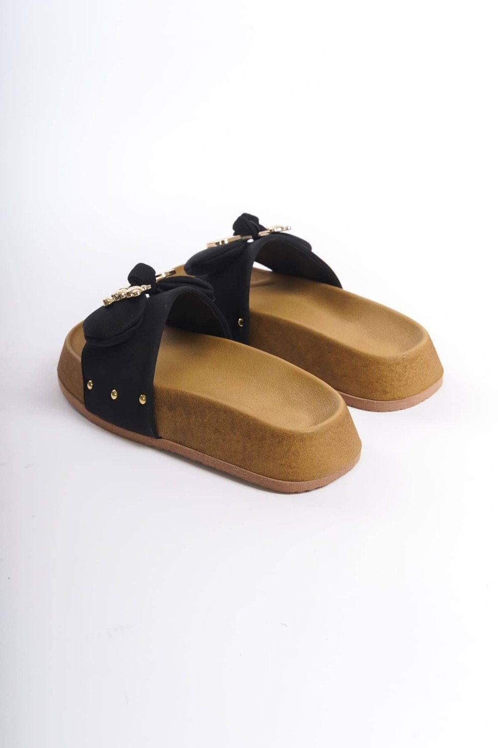 DILA Kalın ve Ortopedik Taban Ayıcıklı Saten Kadın Terlik SKT - Siyah DILA Kalın ve Ortopedik Taban Ayıcıklı Saten Kadın Terlik SKT - Siyah