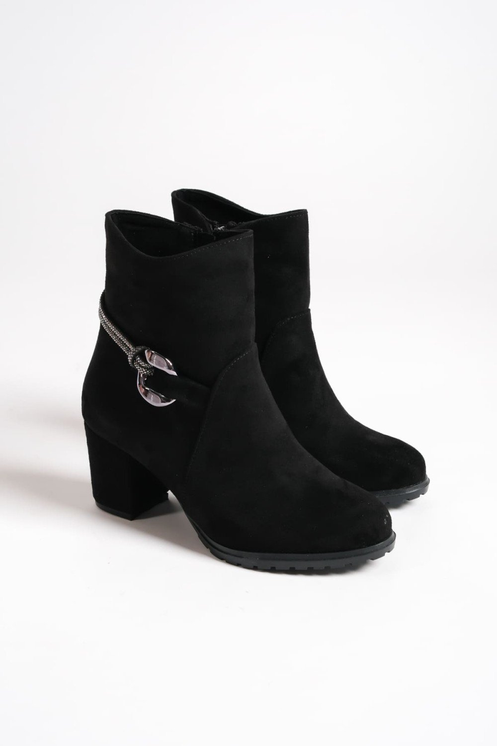 EDNA Fermuarlı Ortopedik Taban Taşlı Topuklu Süet Kadın Bot SST - Siyah EDNA Fermuarlı Ortopedik Taban Taşlı Topuklu Süet Kadın Bot SST - Siyah