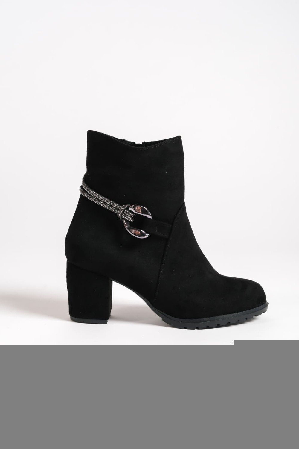 EDNA Fermuarlı Ortopedik Taban Taşlı Topuklu Süet Kadın Bot SST - Siyah EDNA Fermuarlı Ortopedik Taban Taşlı Topuklu Süet Kadın Bot SST - Siyah