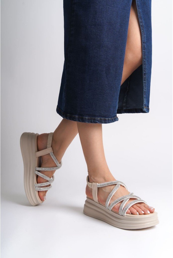 ELENA Lastikli Taşlı Şeritli Ortopedik Taban Kadın Sandalet  CKT - Krem