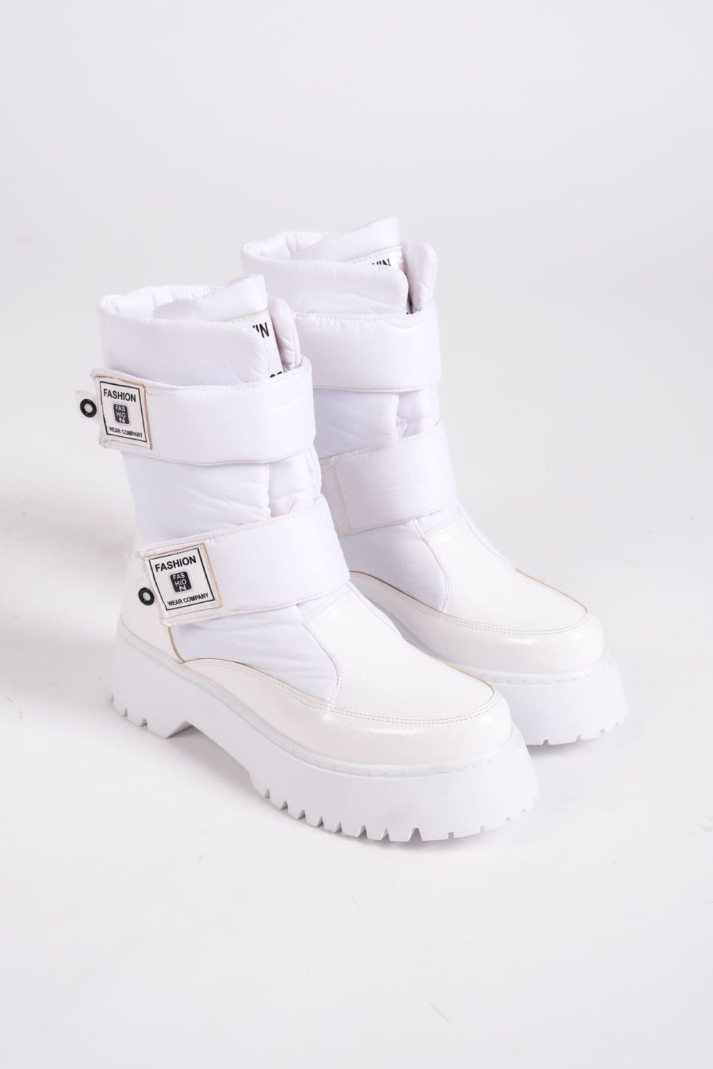 ELISA Cırt Cırtlı Paraşüt Kumaş Rugan Kadın Bot RBT - Beyaz ELISA Cırt Cırtlı Paraşüt Kumaş Rugan Kadın Bot RBT - Beyaz