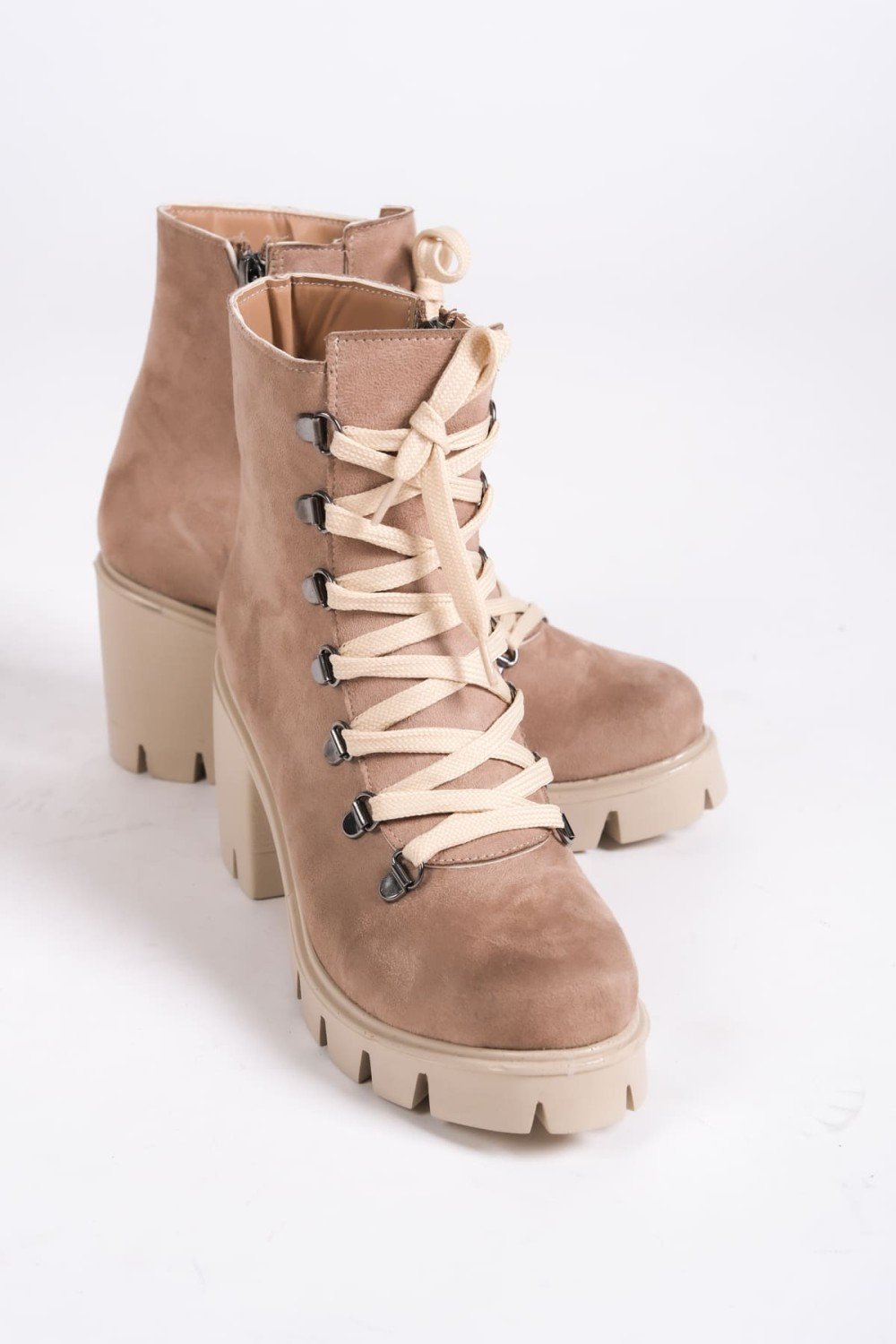 EMMA Bağcıklı Fermuarlı Ortopedik Taban Topuklu Süet Kadın Bot STT - Ten EMMA Bağcıklı Fermuarlı Ortopedik Taban Topuklu Süet Kadın Bot STT - Ten