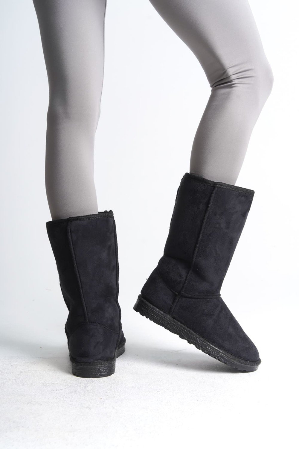 FREYA Bağcıksız Düz Taban İçi Kürklü Süet Kadın Bot SST - Siyah FREYA Bağcıksız Düz Taban İçi Kürklü Süet Kadın Bot SST - Siyah