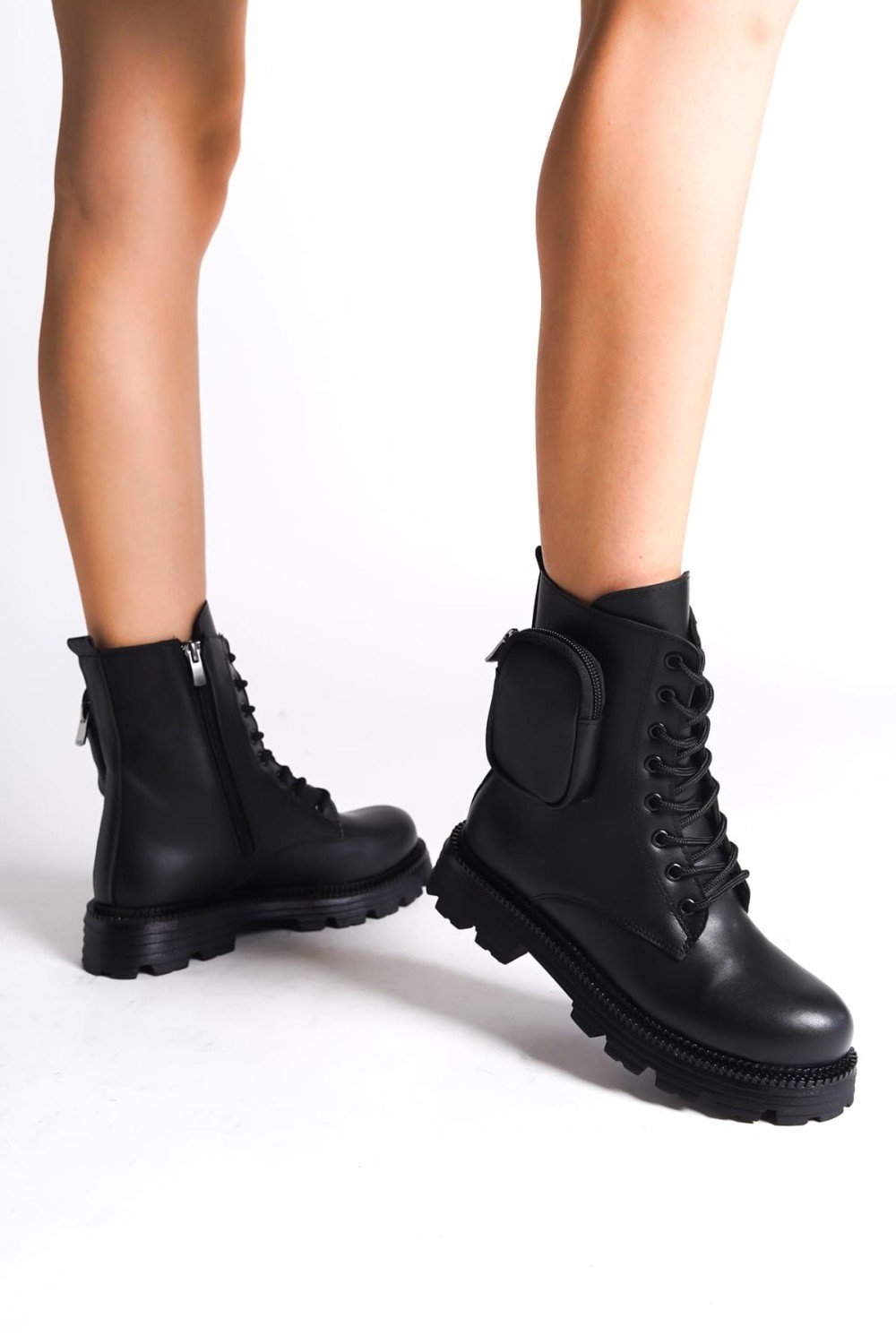GINA Bağcıklı Fermuarlı Ortopedik Taban Çantalı Kadın Bot CST - Siyah GINA Bağcıklı Fermuarlı Ortopedik Taban Çantalı Kadın Bot CST - Siyah