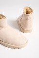 JOLIE Bağcıksız Düz Taban İçi Kürklü Kısa Süet Kadın Bot SKT - Krem JOLIE Bağcıksız Düz Taban İçi Kürklü Kısa Süet Kadın Bot SKT - Krem