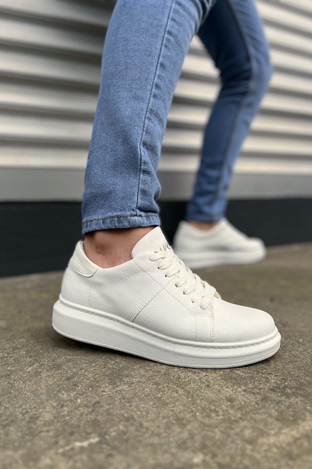 JY151 Boost Bağcıklı Cilt Erkek Günlük Sneaker Ayakkabı CBT - Beyaz