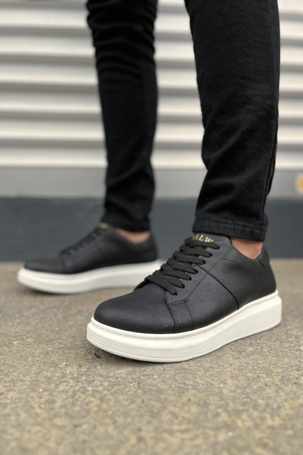 JY151 Boost Bağcıklı Cilt Erkek Günlük Sneaker Ayakkabı CBT - Siyah