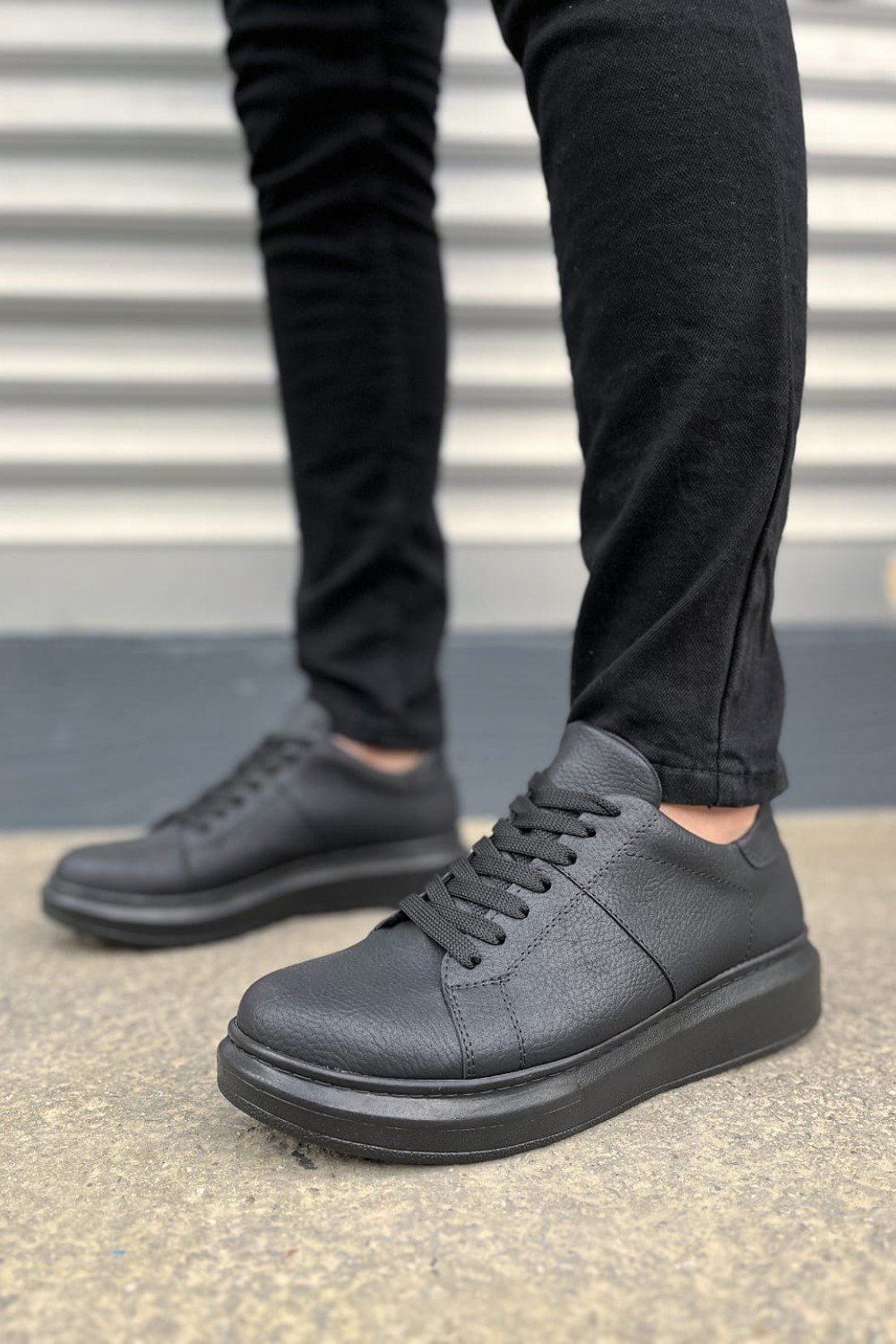 JY151 Boost Bağcıklı Cilt Erkek Günlük Sneaker Ayakkabı CST - Siyah JY151 Boost Bağcıklı Cilt Erkek Günlük Sneaker Ayakkabı CST - Siyah