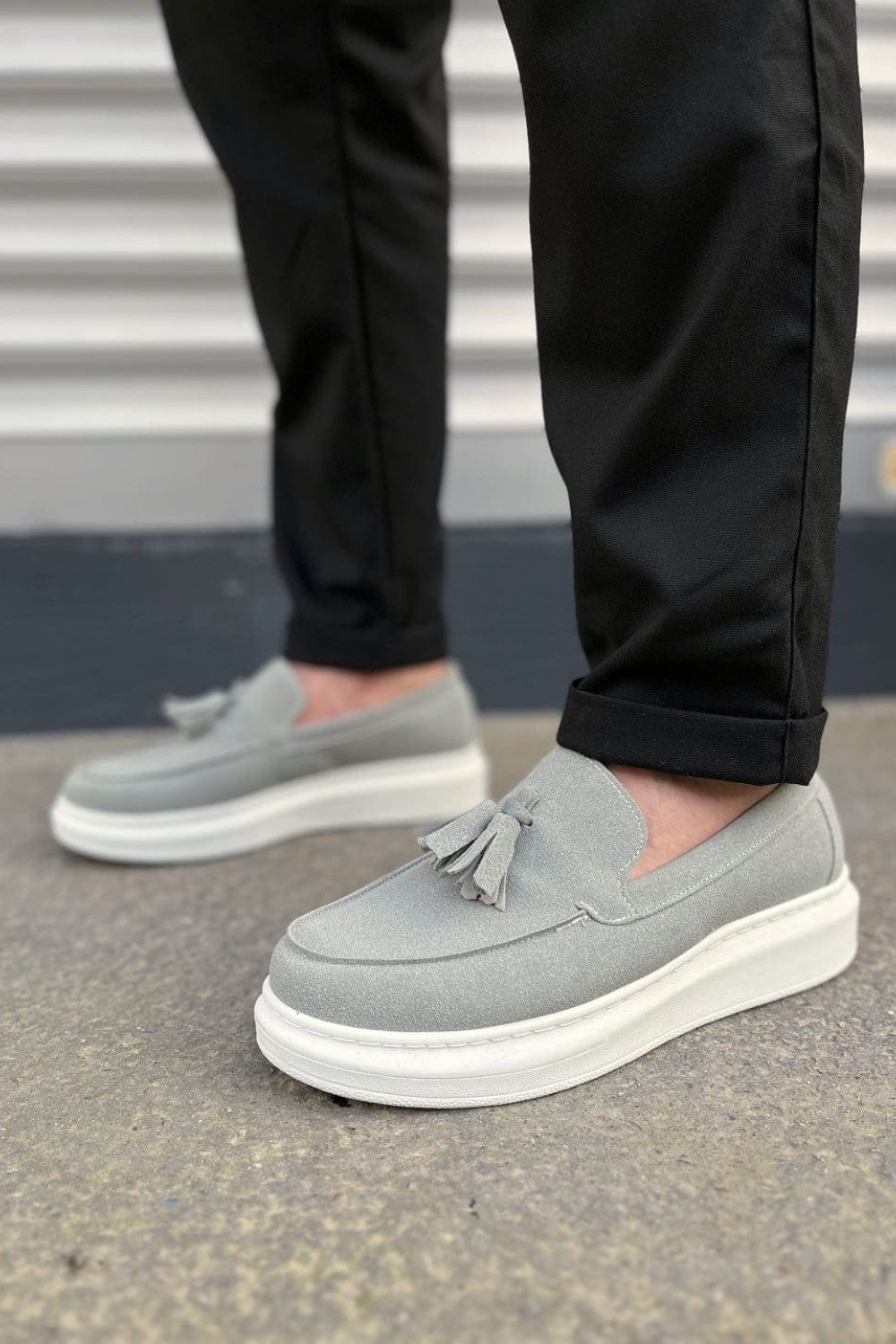 JY154 Blaze Bağcıksız Püsküllü Süet Erkek Günlük Spor Klasik Ayakkabı SBT - Gri JY154 Blaze Bağcıksız Püsküllü Süet Erkek Günlük Spor Klasik Ayakkabı SBT - Gri
