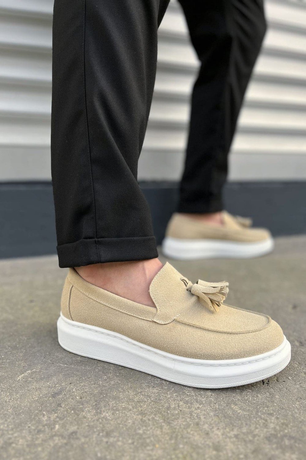 JY154 Blaze Bağcıksız Püsküllü Süet Erkek Günlük Spor Klasik Ayakkabı SBT - Krem JY154 Blaze Bağcıksız Püsküllü Süet Erkek Günlük Spor Klasik Ayakkabı SBT - Krem