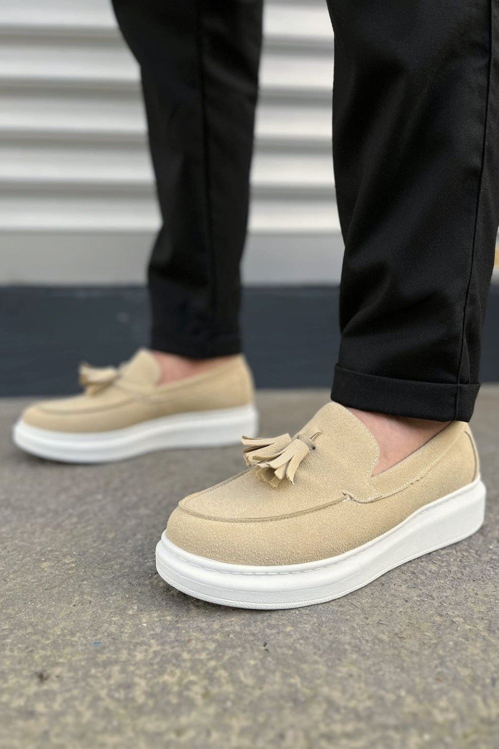 JY154 Blaze Bağcıksız Püsküllü Süet Erkek Günlük Spor Klasik Ayakkabı SBT - Krem JY154 Blaze Bağcıksız Püsküllü Süet Erkek Günlük Spor Klasik Ayakkabı SBT - Krem