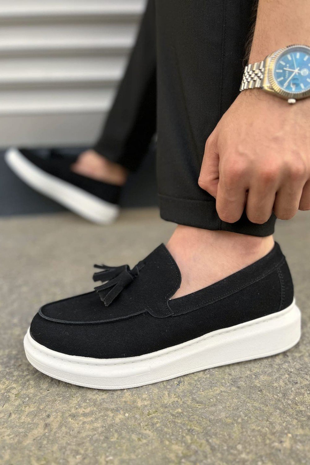 JY154 Blaze Bağcıksız Püsküllü Süet Erkek Günlük Spor Klasik Ayakkabı SBT - Siyah JY154 Blaze Bağcıksız Püsküllü Süet Erkek Günlük Spor Klasik Ayakkabı SBT - Siyah