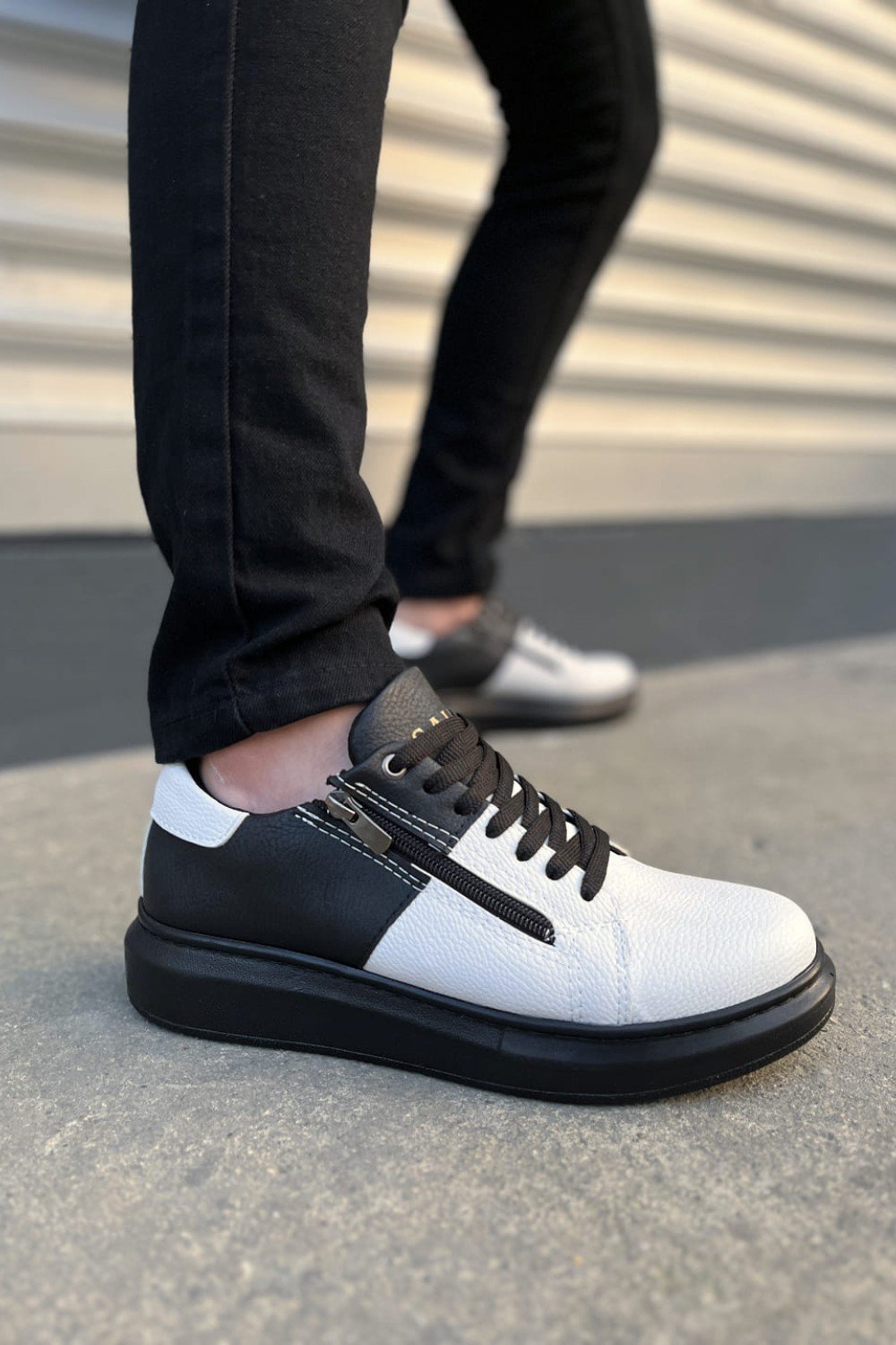 JY155 Warrior Bağcıklı ve Fermuarlı Cilt Erkek Günlük Sneaker Ayakkabı CST - Siyah/Beyaz JY155 Warrior Bağcıklı ve Fermuarlı Cilt Erkek Günlük Sneaker Ayakkabı CST - Siyah/Beyaz