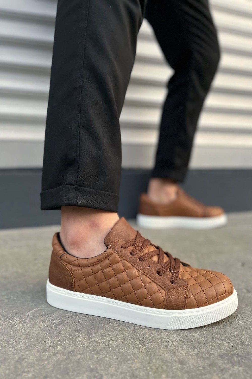 JY166 Prestige Bağcıklı Cilt Kapitone Desenli Erkek Günlük Sneaker Ayakkabı CBT - Taba