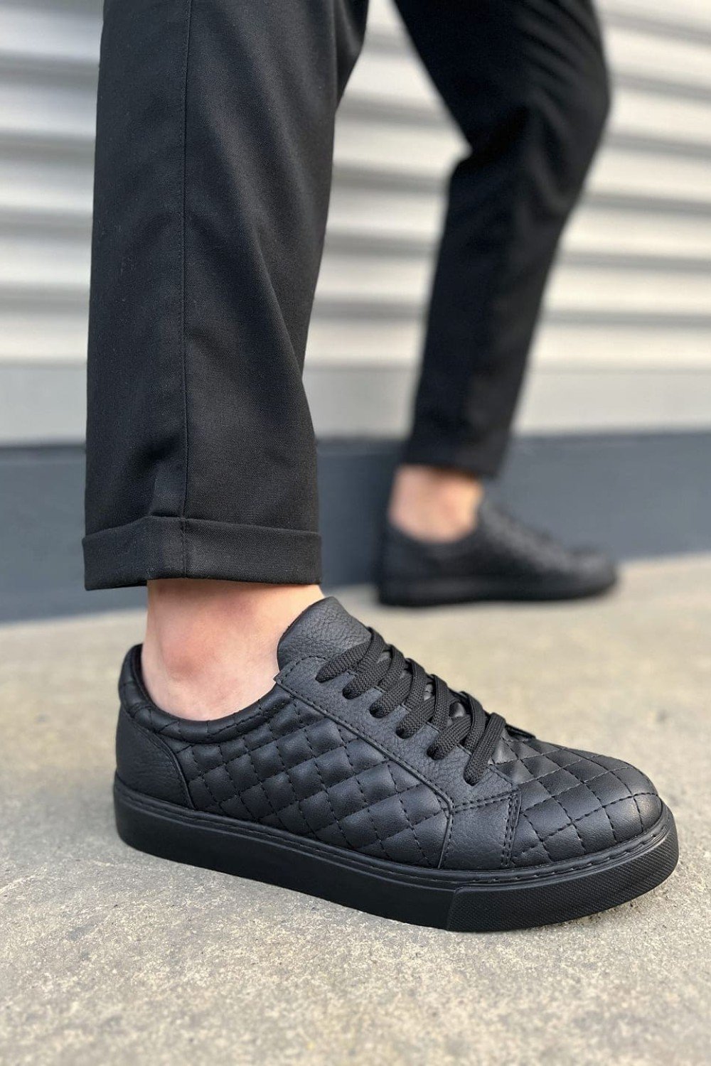 JY166 Prestige Bağcıklı Cilt Kapitone Desenli Erkek Günlük Sneaker Ayakkabı CST - Siyah