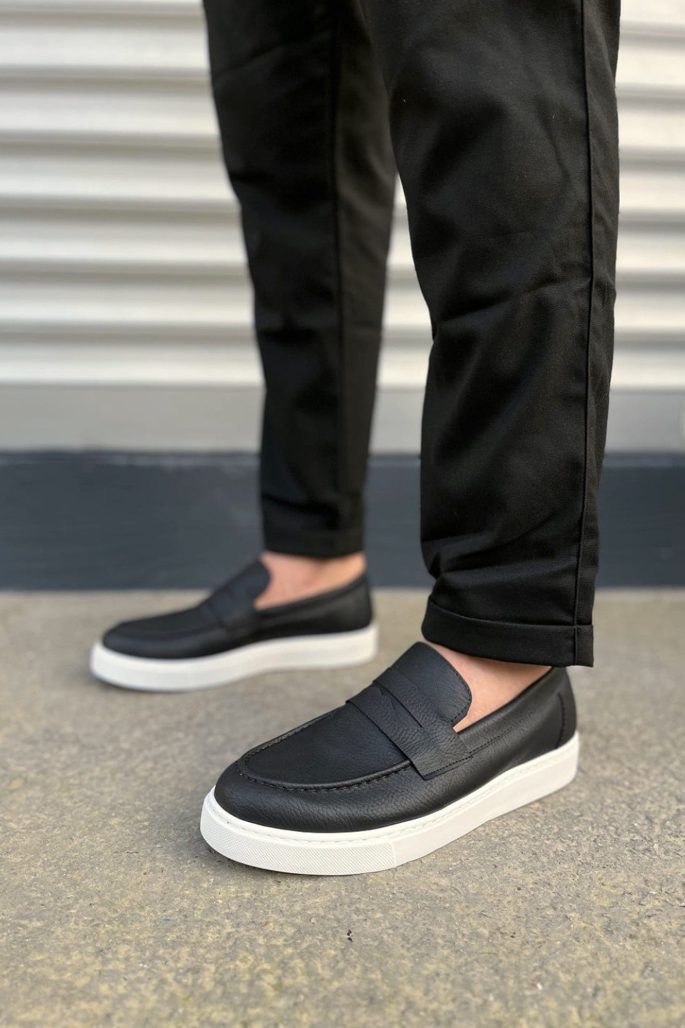 JY180 Estilo X Bağcıksız Cilt Erkek Günlük Spor Klasik Ayakkabı CBT - Siyah JY180 Estilo X Bağcıksız Cilt Erkek Günlük Spor Klasik Ayakkabı CBT - Siyah