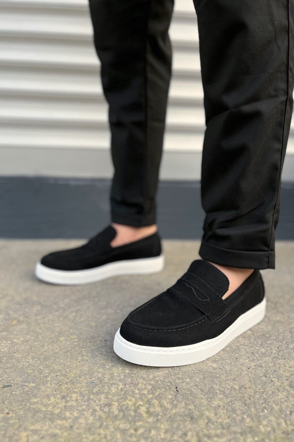 JY180 Estilo X Bağcıksız Süet Erkek Günlük Spor Klasik Ayakkabı SBT - Siyah JY180 Estilo X Bağcıksız Süet Erkek Günlük Spor Klasik Ayakkabı SBT - Siyah